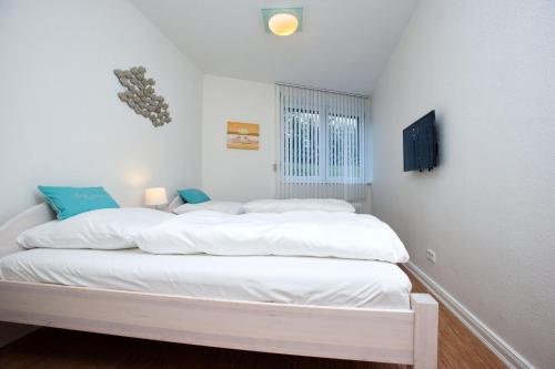 Apartment with Terrace image 5