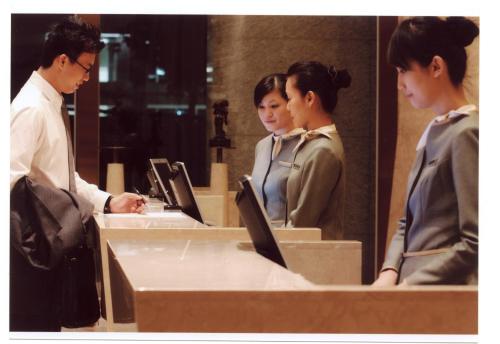 フンズ マンション