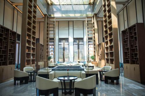 Wyndham Grand Plaza Royale Zhaotong - 레스토랑