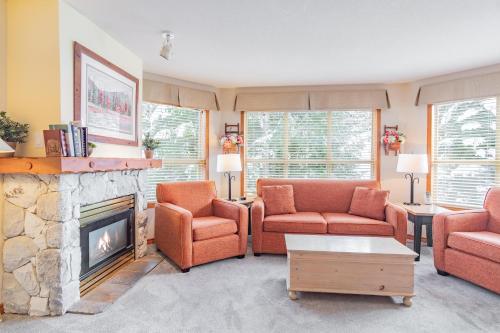 Two-Bedroom Apartment room in The best ski in ski out two bedroom condo at Aspens