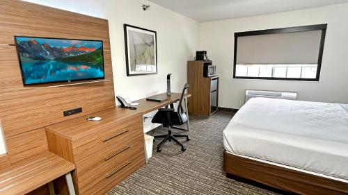 Estherville Hotel & Suites - image 14