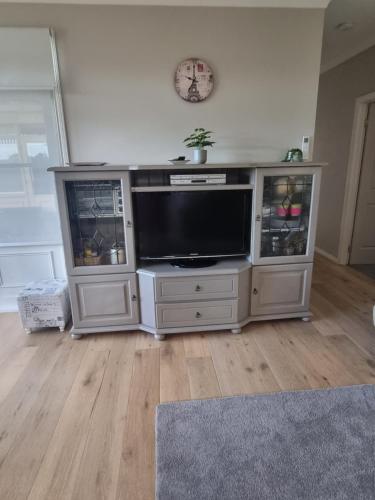 設施, 牛津高層公寓 (Oxford Rise Apartment) in 萬提那