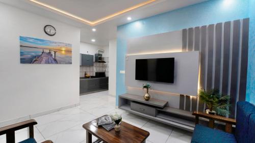 Royal Tusker Luxury Service Apartments