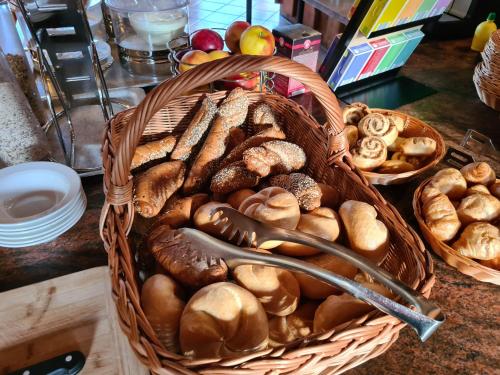 Food and beverages, B&B Hallstatt Lake OBERTRAUN self check in in Obertraun