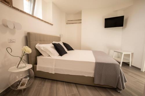 Deluxe Triple Room image 4