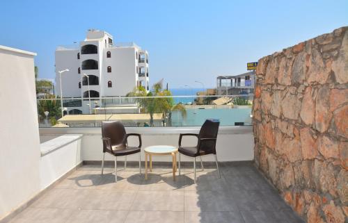 Melini Hotel Suites - image 4