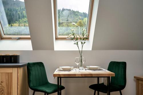 Studio Apartment image 10