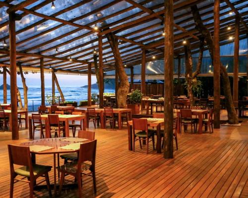 Ресторан, Juquehy Praia Hotel in Сао Себястьяно (Сао Пауло)