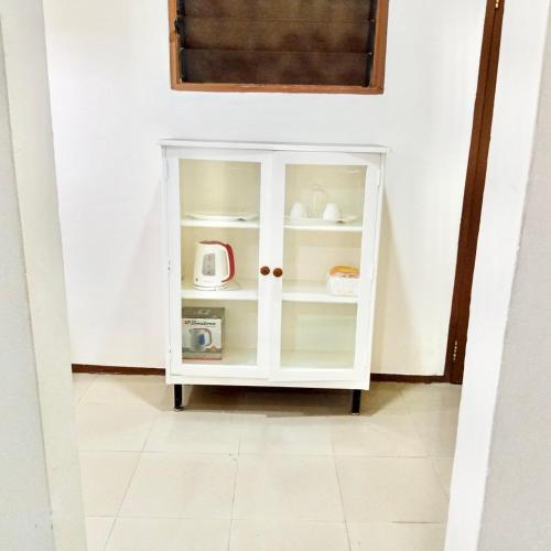 Alimentos e Bebidas, Marrets International Hotel - "Express" in Cape Coast