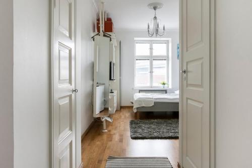 2ndhomes Top Floor Studio in the Center of Kamppi, Helsinki (zdjęcie 3)