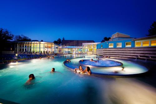 สปา, Park-Hotel am Rhein - Gesundheitshotel und Residenzen in ไรน์เฟ็ลเด็น