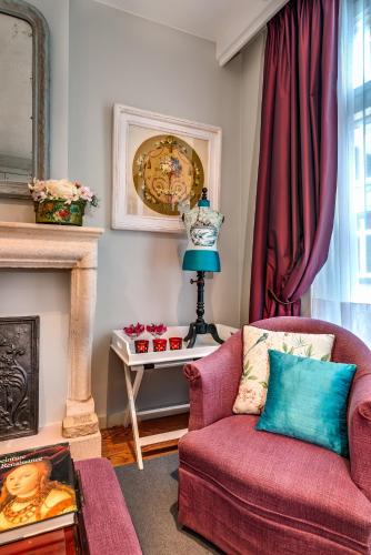 Canalside House - Luxury Guesthouse