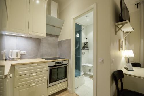Renovated apartment in Riga center, Riga (Foto 9)