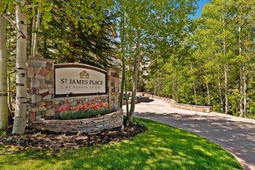 St James Place by East West Hospitality - Accommodation - Beaver Creek