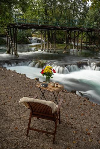 Waterfall Glamping Cabin