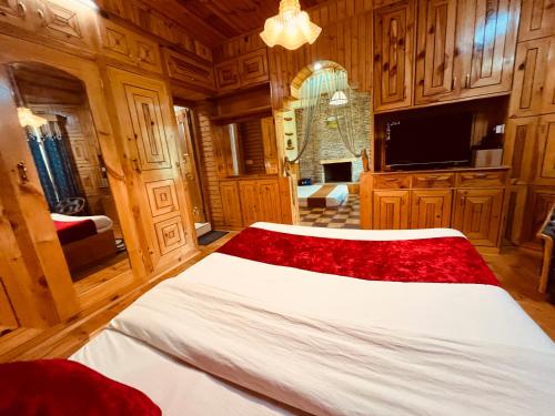 3 Bedroom Luxury villa with sceneric mountain view in Μανάλι
