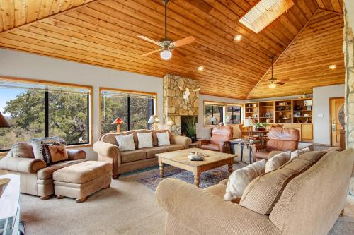 Spicewood Treehouse in Spicewood, USA
