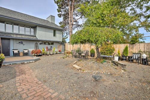 Oceanfront Ferndale Oasis with Fire Pit, Grill!