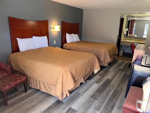 Briarwood Inn - image 12