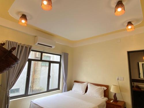 1 queen bed