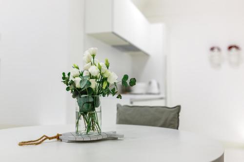 White Stylish Apartment 3 - Vico Equense