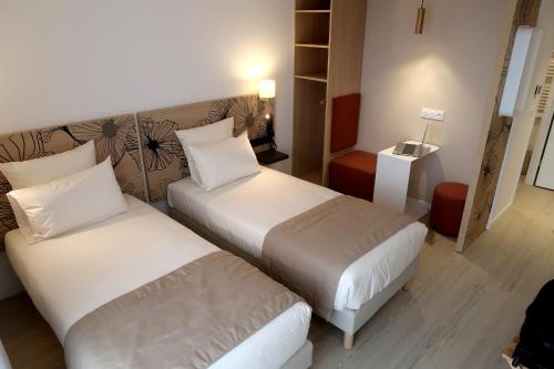 2 bedrooms, 3 beds