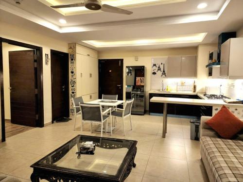 Bright & Beautiful 1 Bed Apt In Bahria Town, Равалпинди (фото 4)