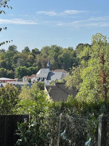 Maison avec sous sol indépendant et parking à 2km de Versailles (Maison avec sous sol independant et parking a 2km de Versailles) in Buc