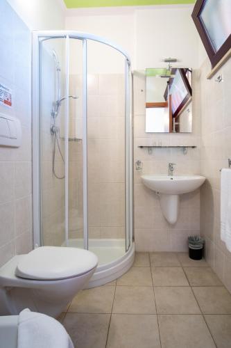 Beverly Park Residence - image 12