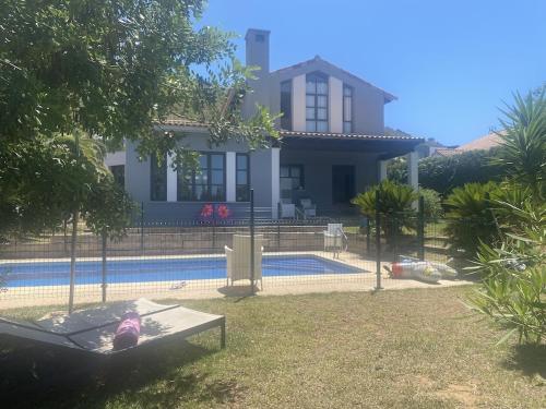 Very nice villa with large garden and private pool