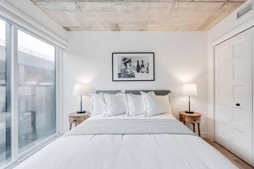 Initial / Cinéma +Parking / Centre-ville de Québec, Québec (foto 8)