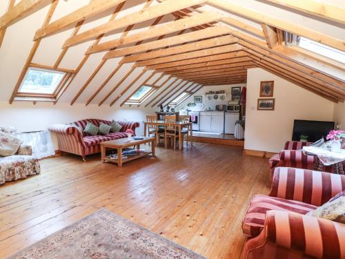 Mrs Delaney's Loft Clonmel - image 4