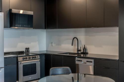 Initial / Espace M / Centre-ville de Québec, Québec (photo 9)