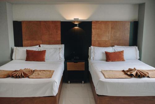 401884563 Hotel Dali Plaza Ejecutivo