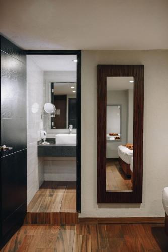 401885553 Hotel Dali Plaza Ejecutivo