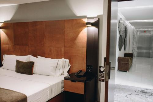 401885585 Hotel Dali Plaza Ejecutivo