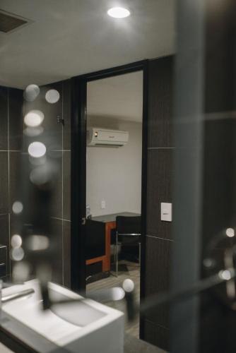 401885590 Hotel Dali Plaza Ejecutivo