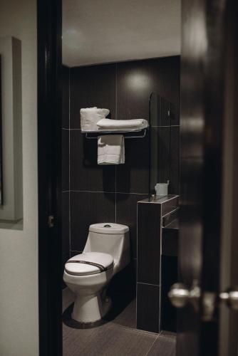 401885595 Hotel Dali Plaza Ejecutivo