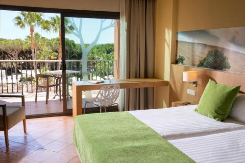 401885890 TUI Blue Isla Cristina Palace - Adults Recommended