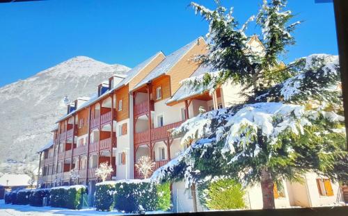 Appartement Duplex dans Résidence VAL DE ROLAND