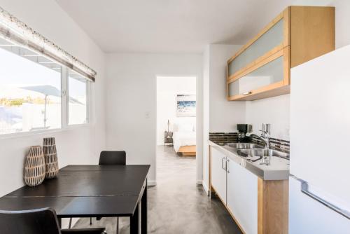 Desert Hot Springs Inn in Desert Hot Springs (CA)