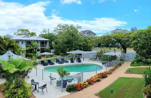 Noosa River Retreat Apartments - Perfect for Couples & Business Travel