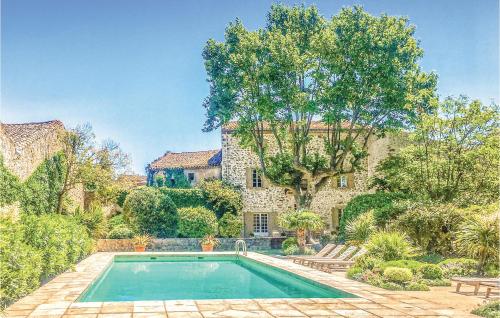 Amazing Home In Thézan-Des-Corbières