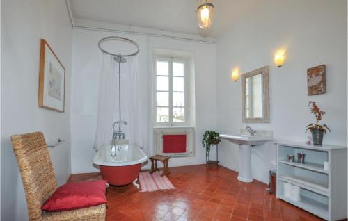 Vannas istaba, Amazing Home In Thezan-Des-Corbieres in Thezan-des-Corbieres