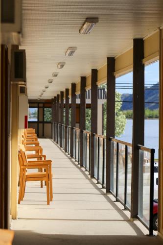 外部景觀, Richter Pass Beach Resort in 歐莎約 (BC)