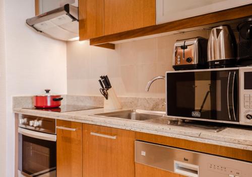 Nasma Luxury Stays - Luxury Studio - image 14