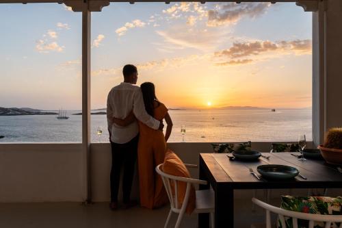 Yalos mykonos 3 bedroom Luxury home in Mykonos Town with Sea & Sunset view Mykonos