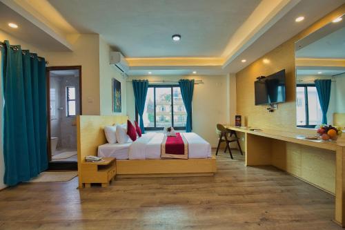 room detail thumbnail 0