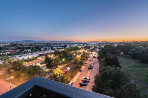 A környék, Grüne Oase an der Therme (Grune Oase an der Therme) in Rothneusiedl