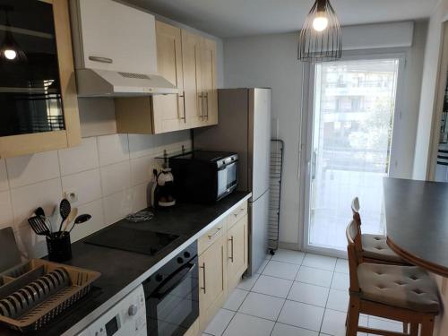 Spacieux et joli appartement de 2 a 4 personnes • Parking • Wifi in Fenouillet